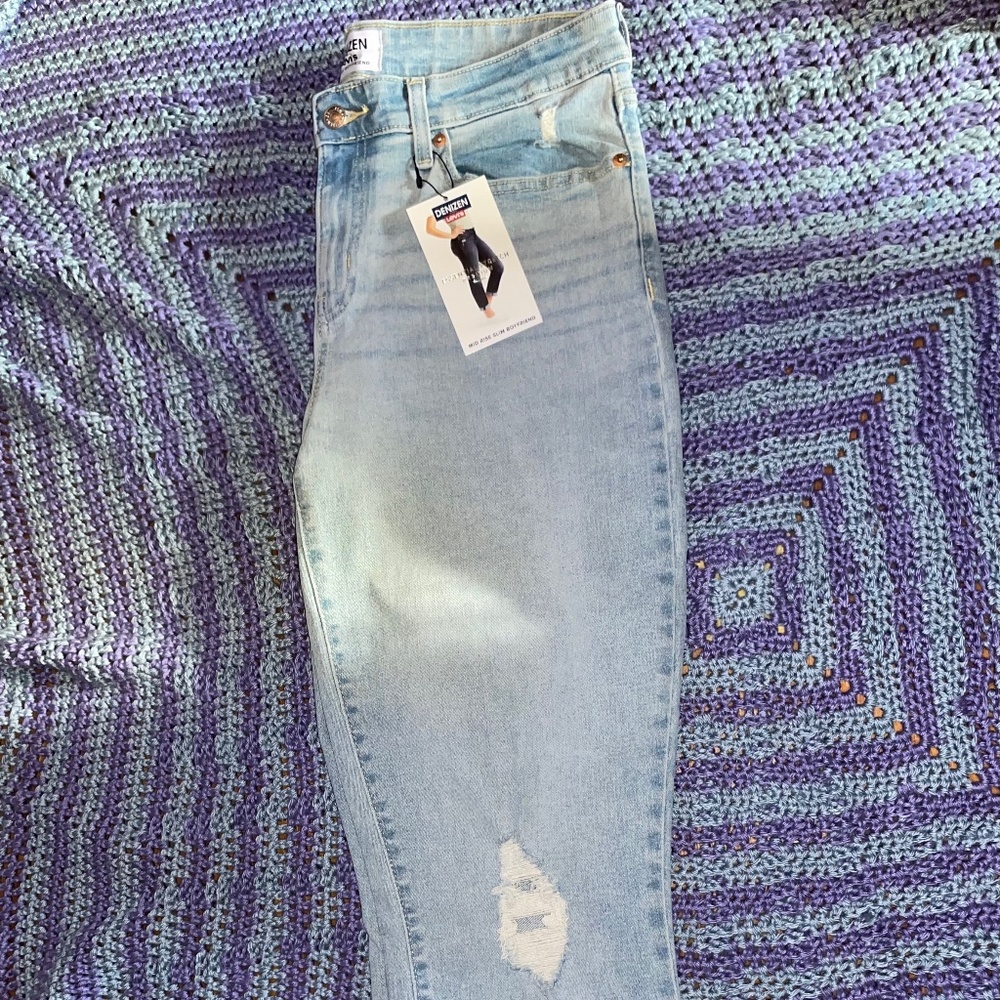 Levi Denizen Mid Rise Boyfriend Jeans